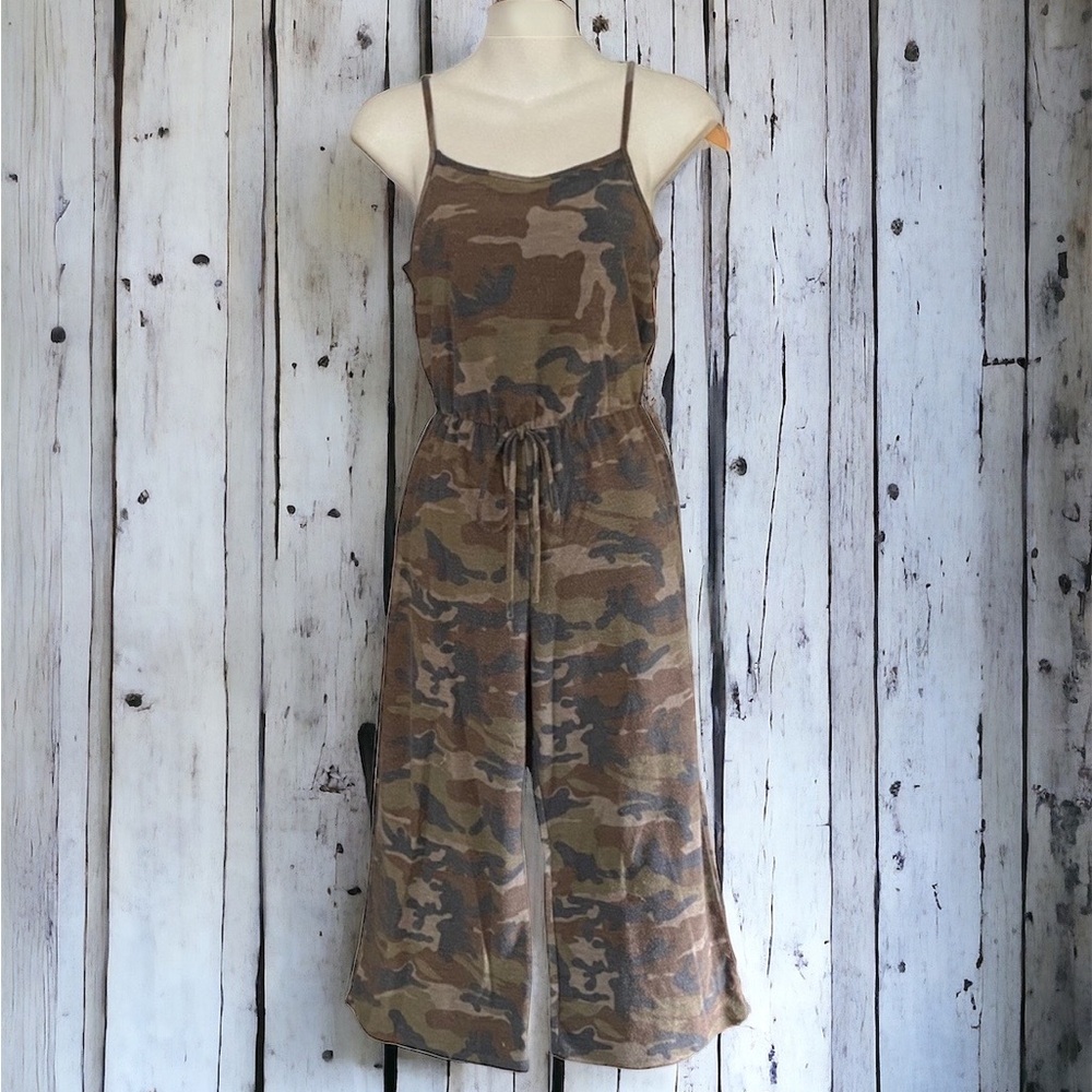 Caution To The Wind camo spaghetti strap cropped jumpsuit pants XS